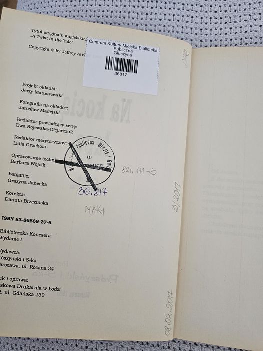 J. Archer - "Na kocią łapę"