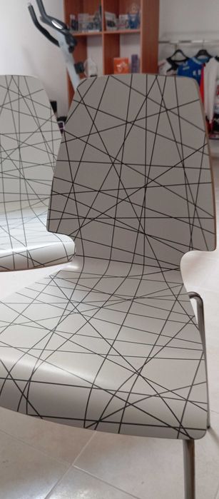 4 cadeiras como novas