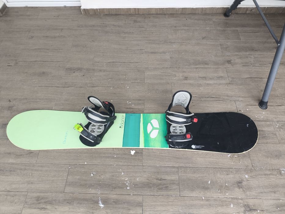 Deska snowboardowa Burton 153 cm z butami