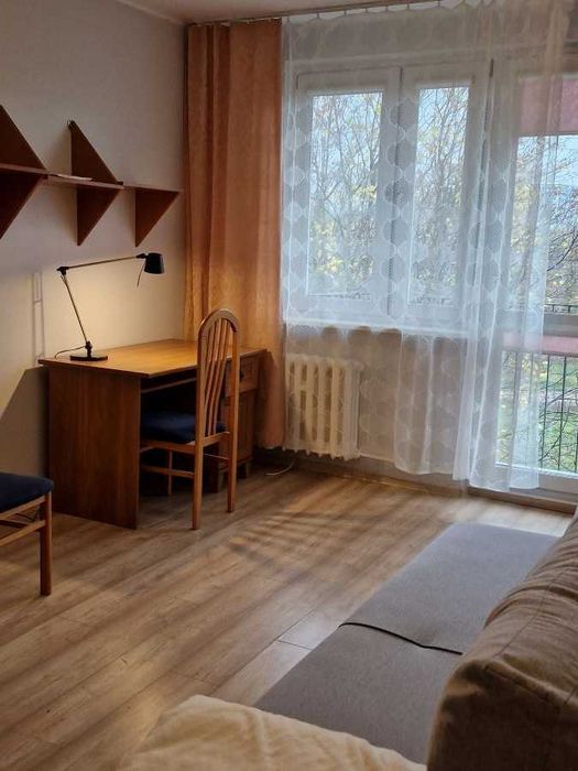 Obecnie zarezerwowane - Kawalerka z balkonem, 2 piętro, blok 4 piętrowy