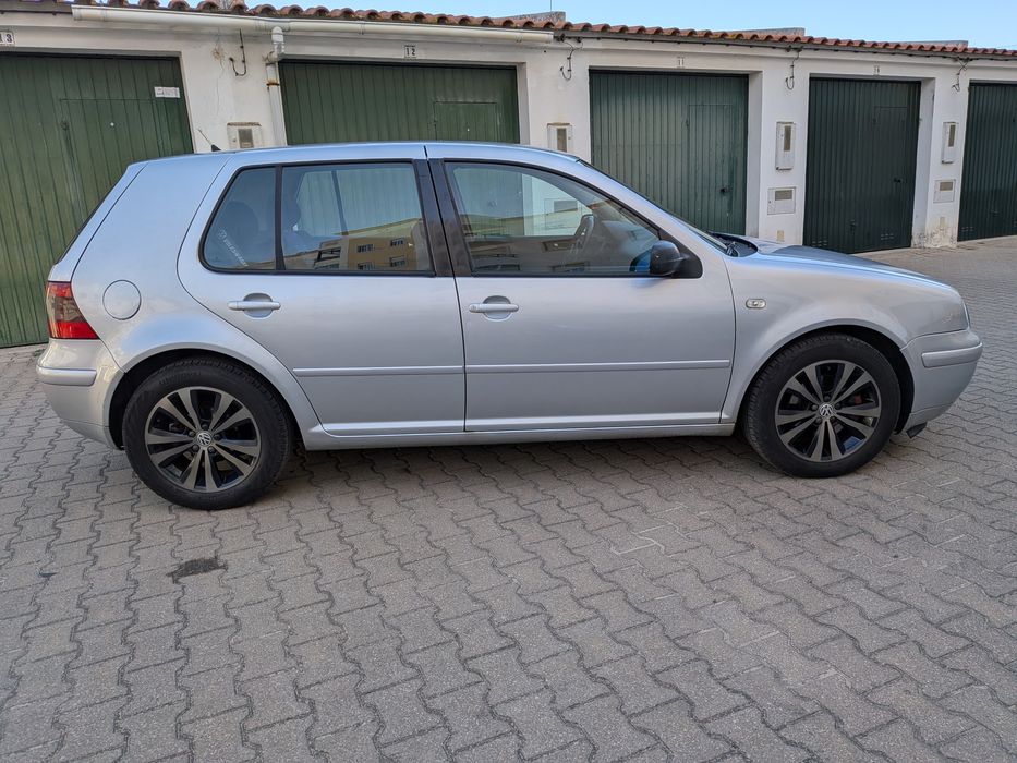 VW Golf 1.9 TDI 25 anos  Confortline 110 CV  01