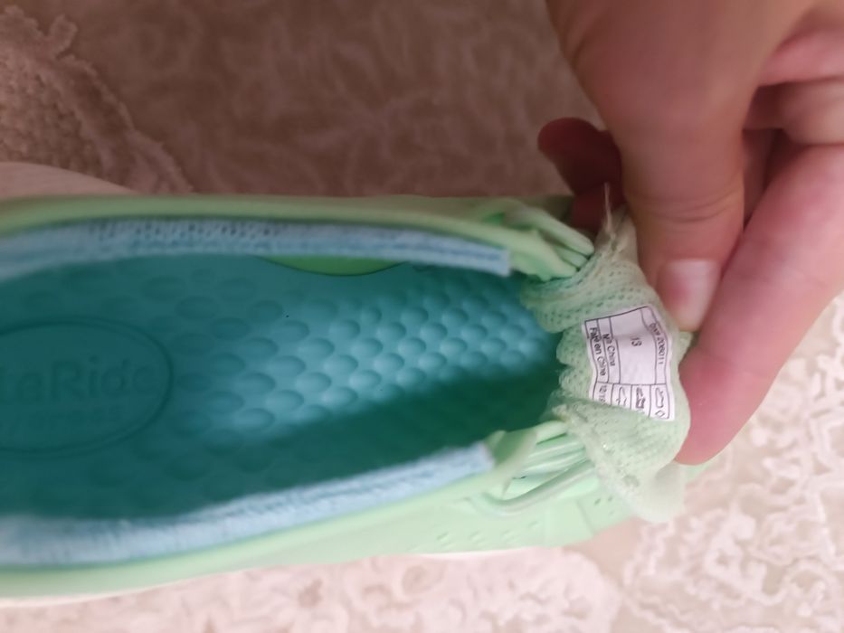 Кросівки crocs розмір с13