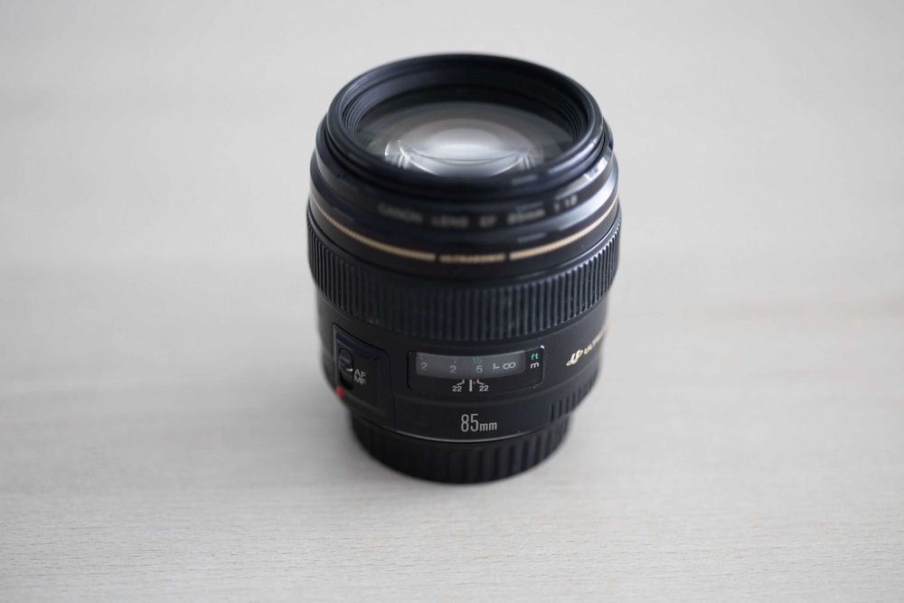 Objetiva Canon EF 85mm f1.8