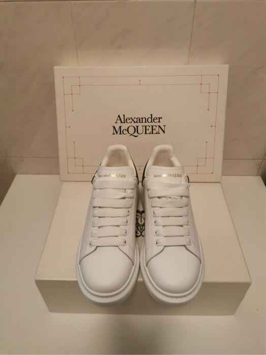 Alexander Mcqueen