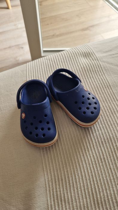 Vendo crocs em bom estado