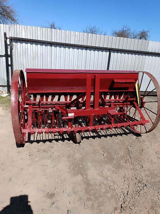 Сівалка 17 лійок  Польського виробництва в гарному і технічному стані