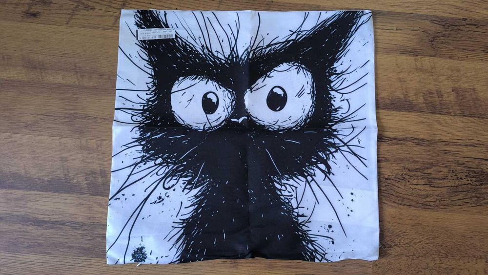 komplet 4 poszewki na poduszki jaśki 45 x 45 cm z motywem koty