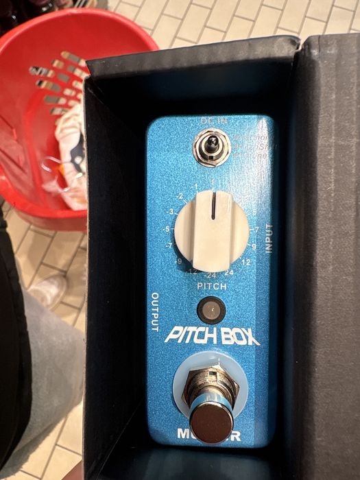 Mooer Pitch  Box