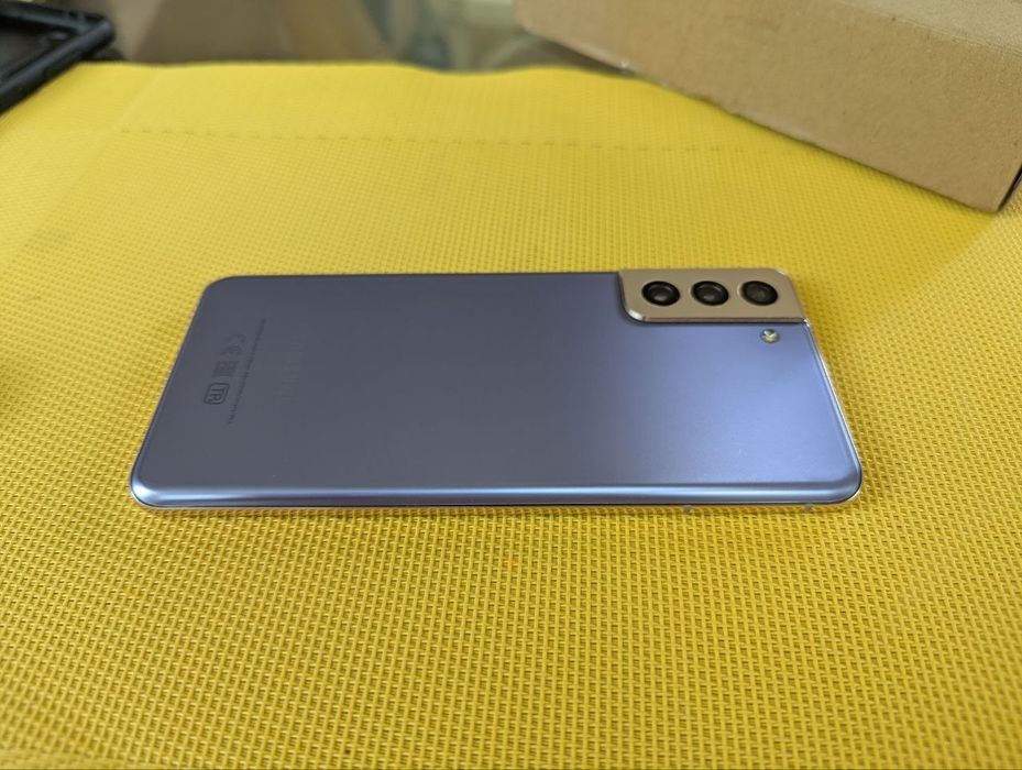 Смартфон Samsung Galaxy S21 plus Phantom Violet