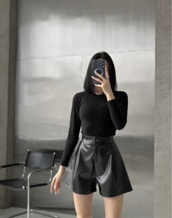 Шорты екокожа, размер S House