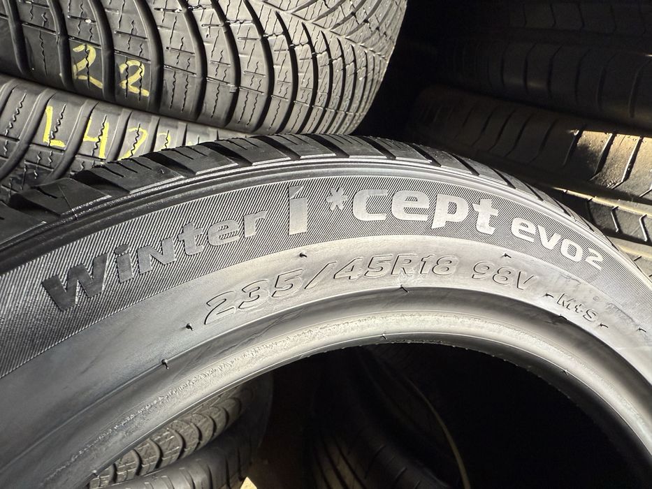Зимові шини 235/45 R18 Hankook Winter Icept Evo 2 2шт.