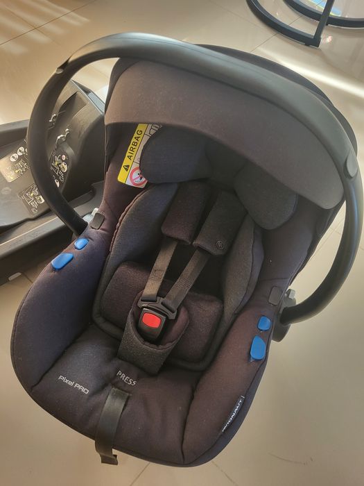 Avionaut Pixel z bazą