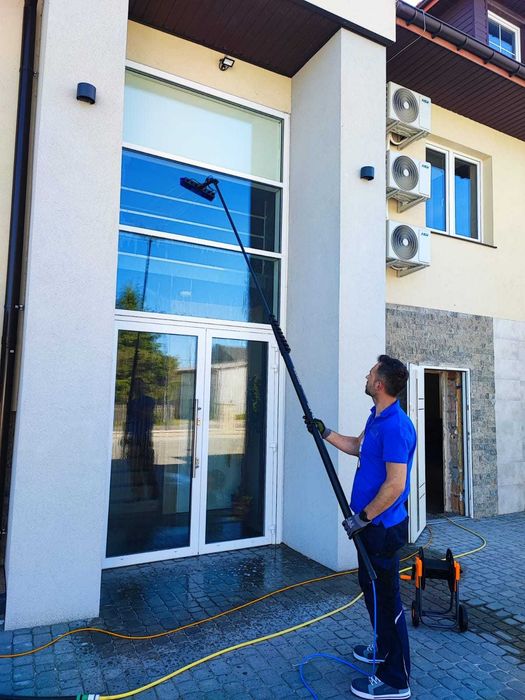 Naprawa i serwis okien PCV / aluminiowych + montaż drzwi wewnętrznych
