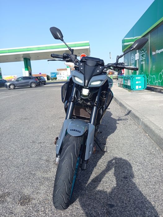 Vendo Yamaha mt-125cc como nova