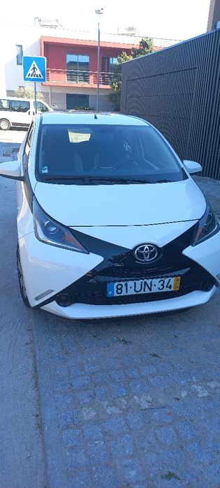 Toyota Aygo X touch 1.0 -2018 - 82000km  - 5 portas