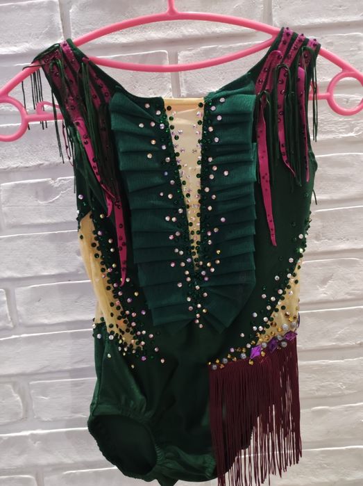 Продаж, прокат костюмів для художньої гімнастики