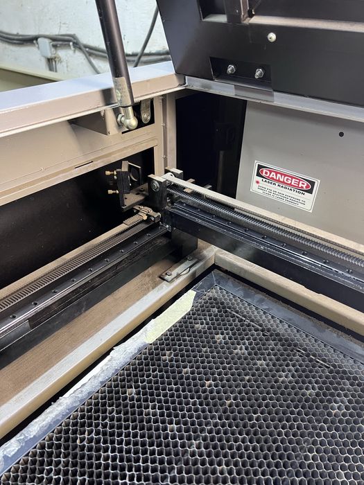 Лазерний станок чпу