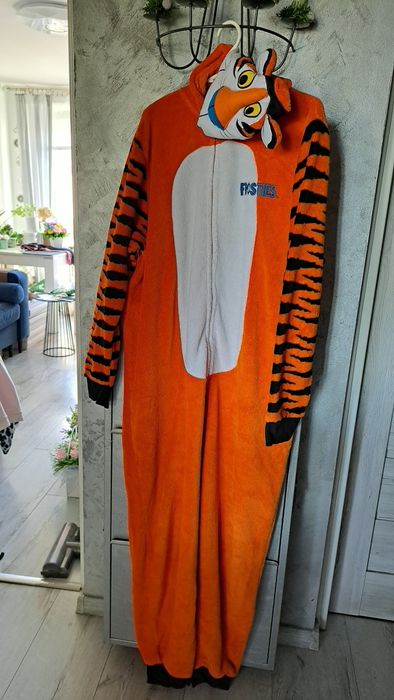 Tygrys piżama rozmiar L jednoczęściowy strój na zamek