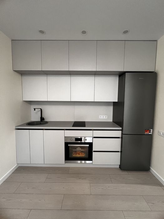 Продам однокімнатну квартиру з ремонтом! Швидкий виїзд до Києва!