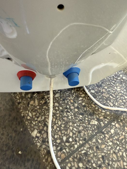 Elektryczny ogrzewacz wody Elektromet Wj-Q Nordic 2400 poj. 120L