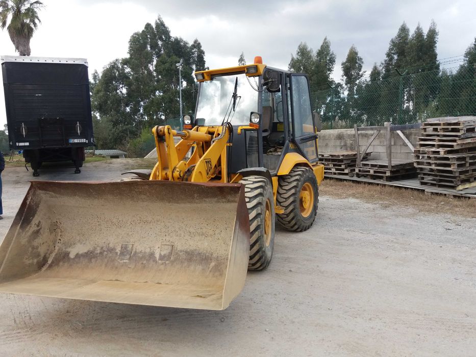 Pá Carregadora JCB 409