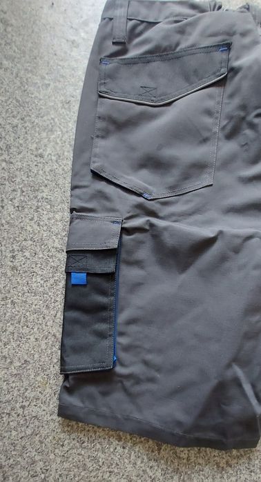 XXL krótkie spodenki firmy LEBER&HOLLMAN. Robocze.