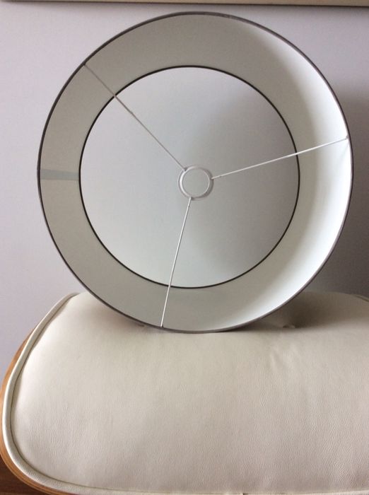 Abautjour de cor cinza