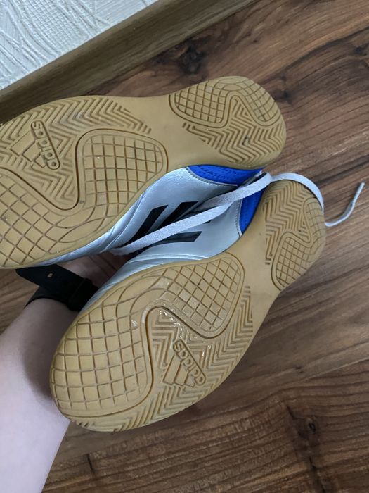 Футзалки Adidas