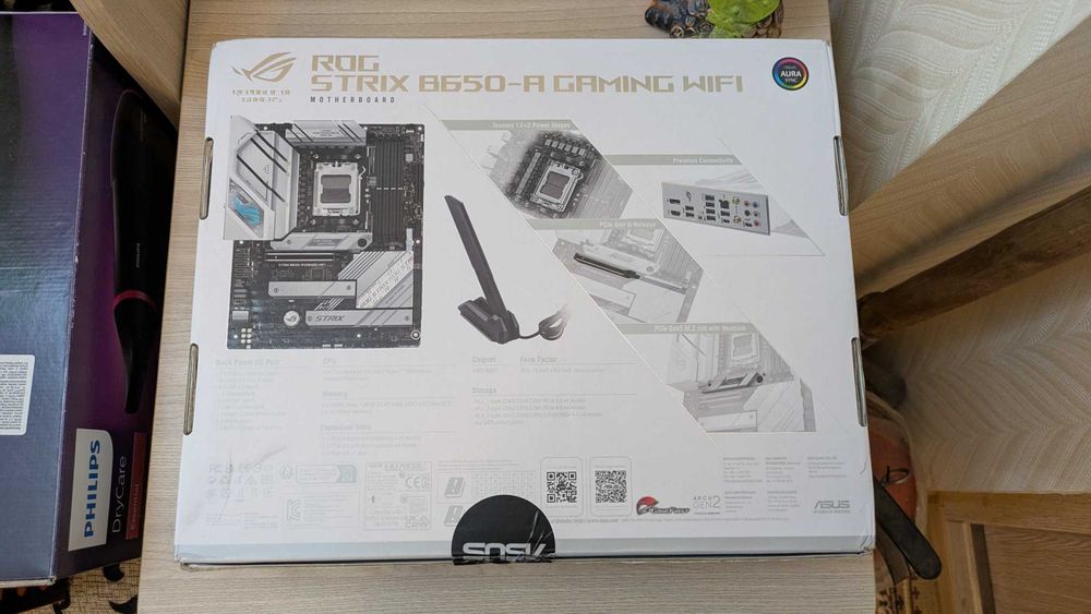 Материнська плата ASUS ROG STRIX B650-A GAMING WIFI | AM5 AMD B650 | Ryzen 3/5/7/9 7000/8000/9000 | EPYC 4004/4005