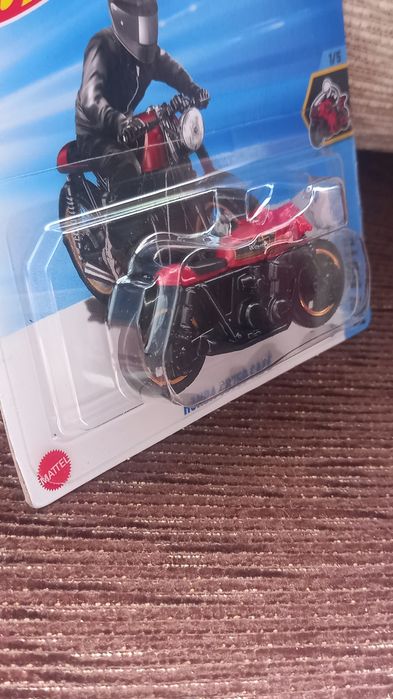 Honda cb750 café hot wheels