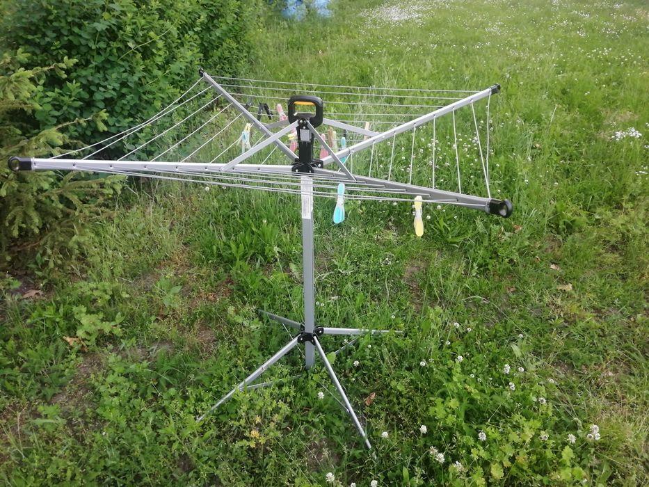 Nowa rozkładana suszarka na pranie