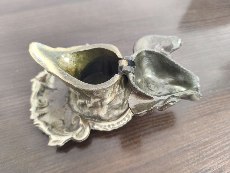 продам попільничк "Собачка голова"