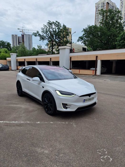 Продам Tesla Model X Perfomance 2018