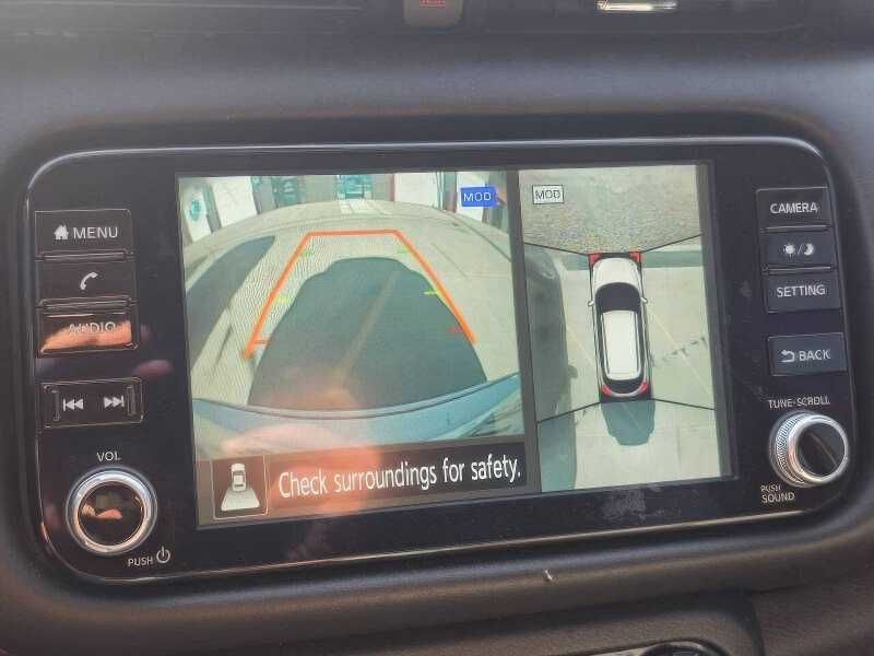 2021 Nissan Kicks SR