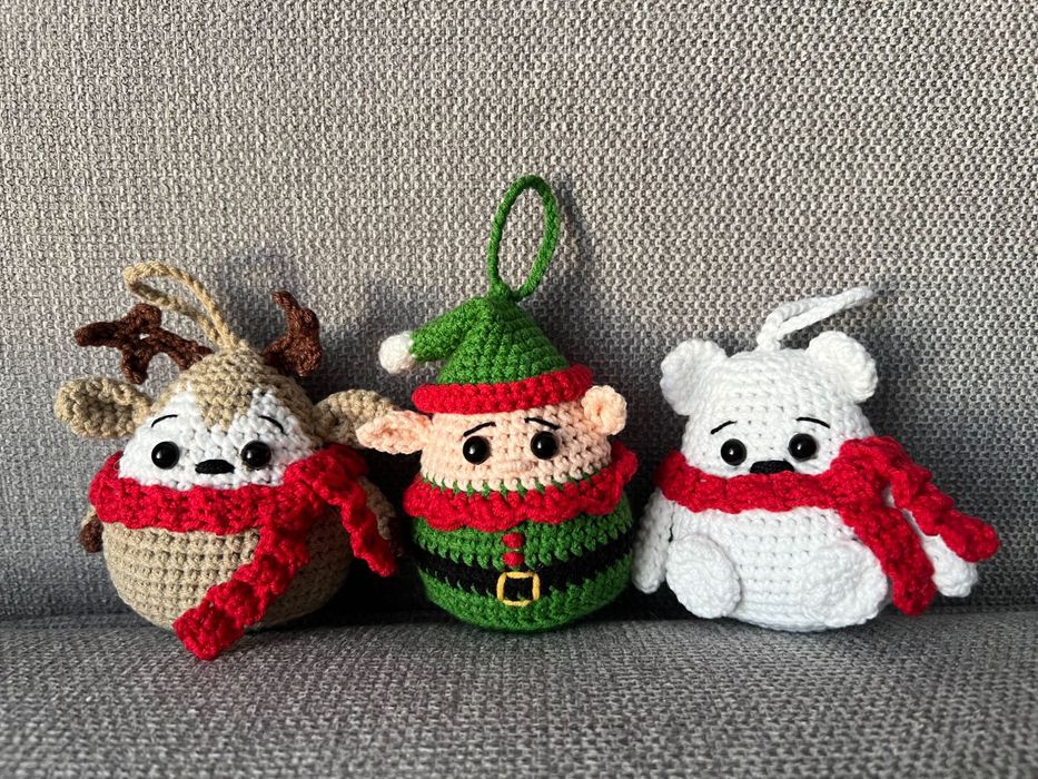 Новорічні іграшки