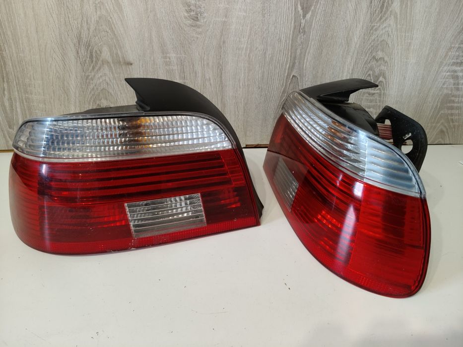 BMW E 39 sedan lampy tył LED M pakiet białe kierunki