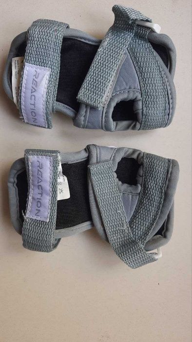 Захист для роликів/скейта/велосипеда REACTION (розмір M)