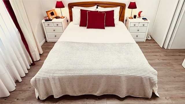 Cama Casal C/ 4 Gavetas