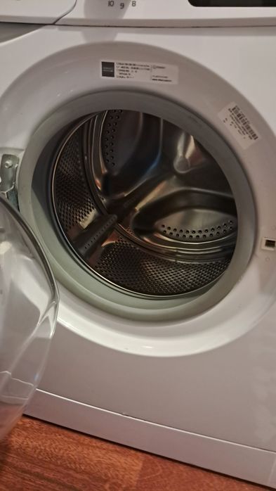 Máquina Lavar Roupa Indesit