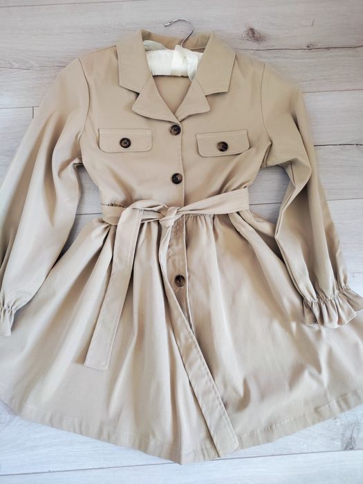 Wiosenno letni płaszczyk trencz dla dziewczynki 128 jak nowy