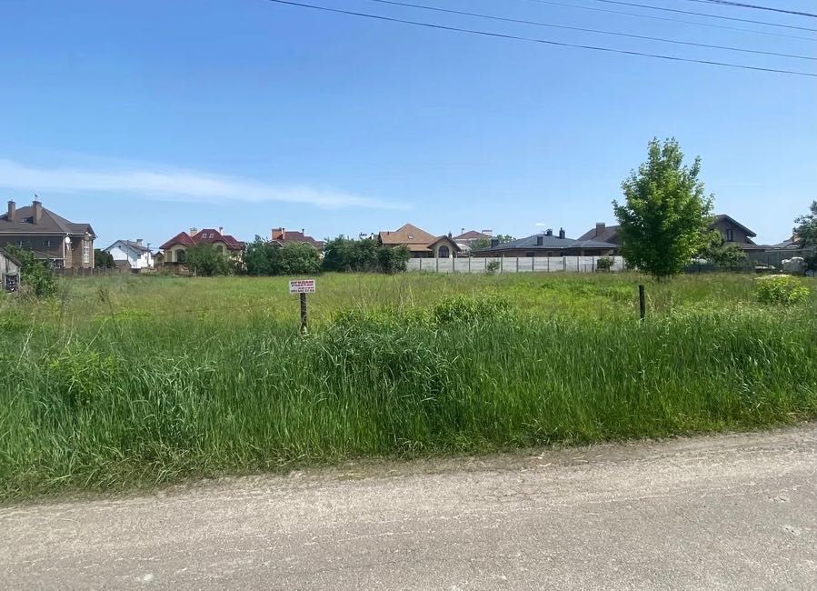 Щасливе продам земельну ділянку