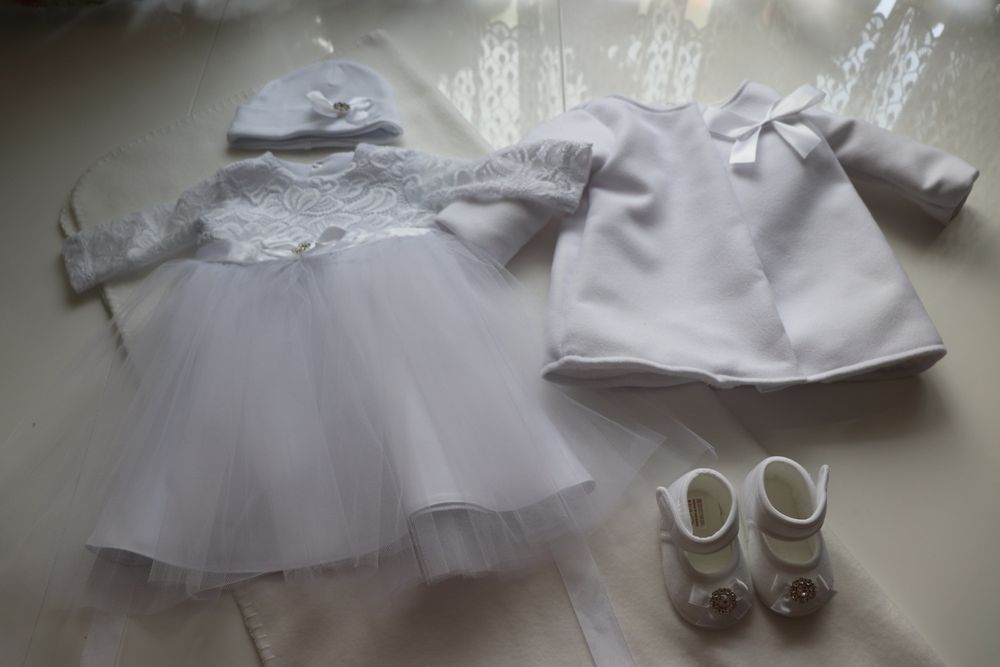 Czapka biała bawełniana do chrztu