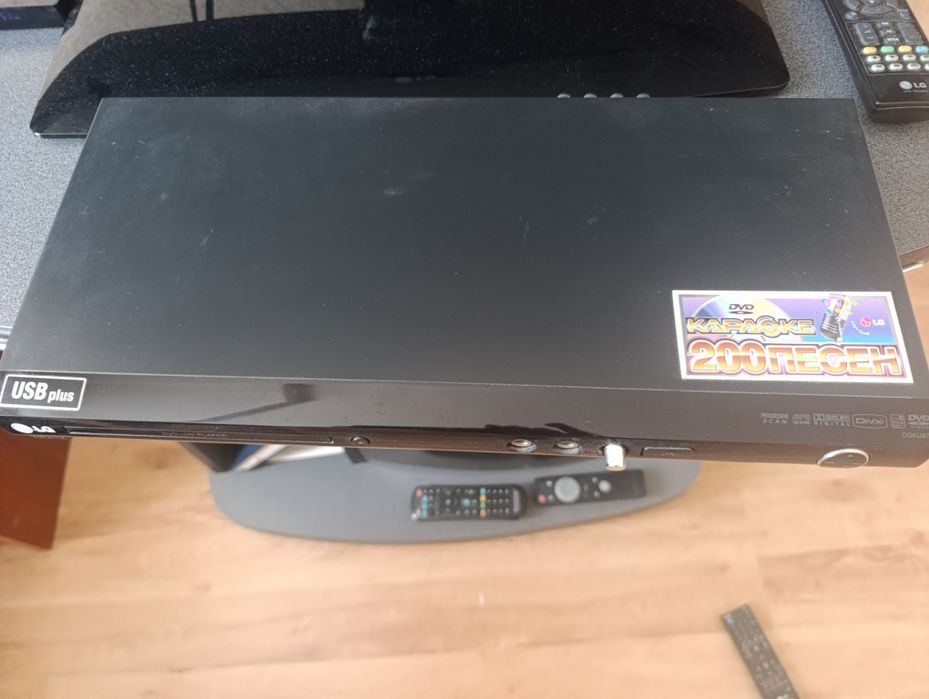 DVD -плеер LG, модель DGKU878