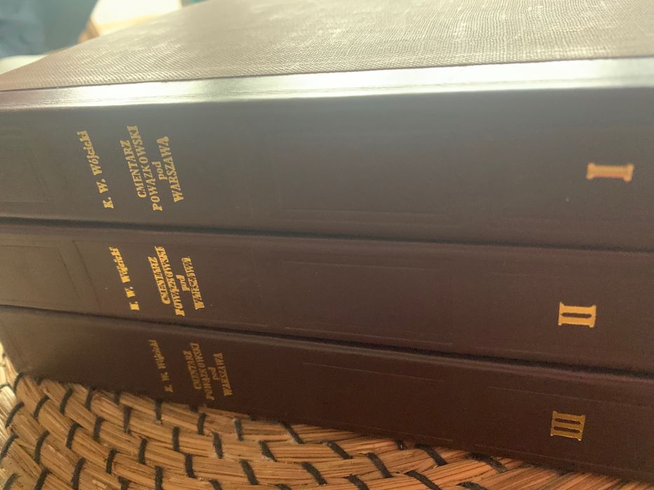 Cmentarz Powazkowski oraz cmentarze katolickie 3tomy reprinty z 1856