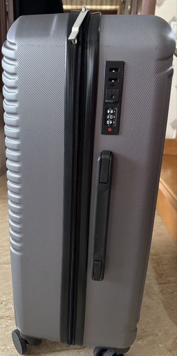 Чемодан валіза Atlanta tour Італія  новий 43*25*66 3300g