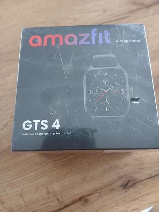 Sprzedam Orginalnie zapakowany zegarek  amazfit gts 4
