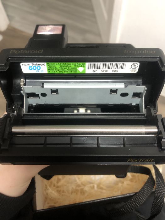 Вінтажний фотоапарат, чорний Polaroid 600 Impulse Portrait