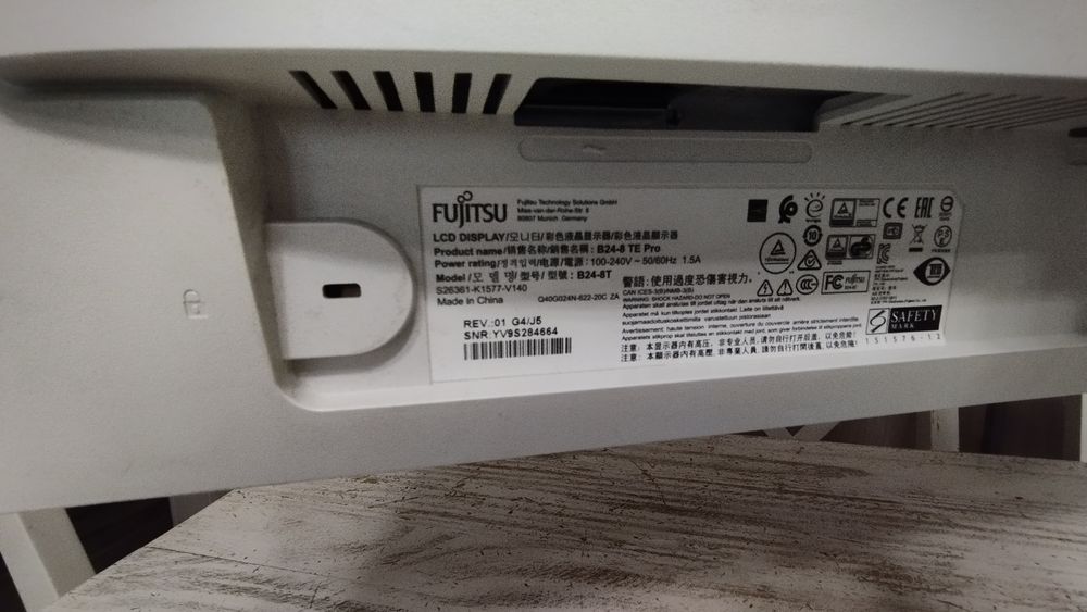 Monitor Fujitsu B24-8T 24 cale