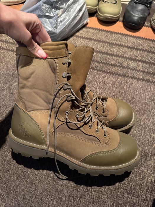 Берци нові Danner