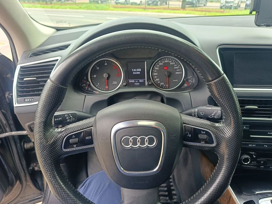 Audi Q5 Sprzedam Audi Q5